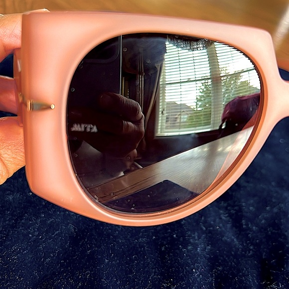 AuthenticNWOT MITA COCOPLUM Sunglasses.ITALY&MIAMI.Perfect ConditionEDGY& Classy - Picture 2 of 6